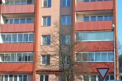 Zasklení balkónů - bezrámový i rámový systém